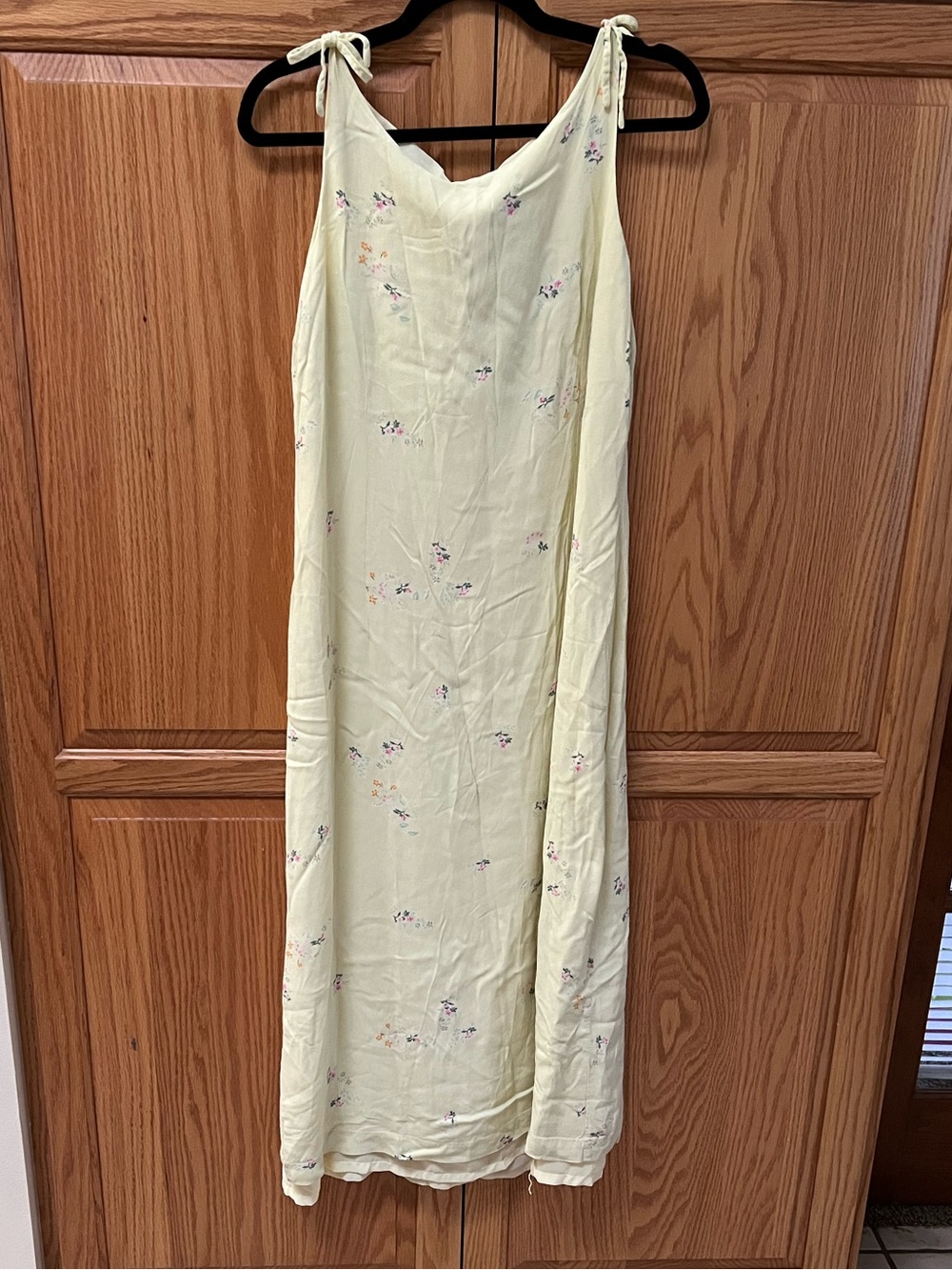 GAP Pale Yellow Floral Maxi Slip Dress with Tie Shoulders, GUC, Size 14
